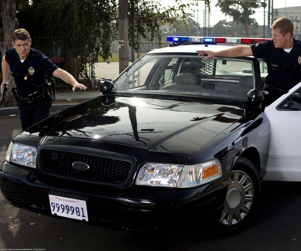 热力追踪警察系列高清壁纸 名车壁纸 手机壁纸 魅族溜